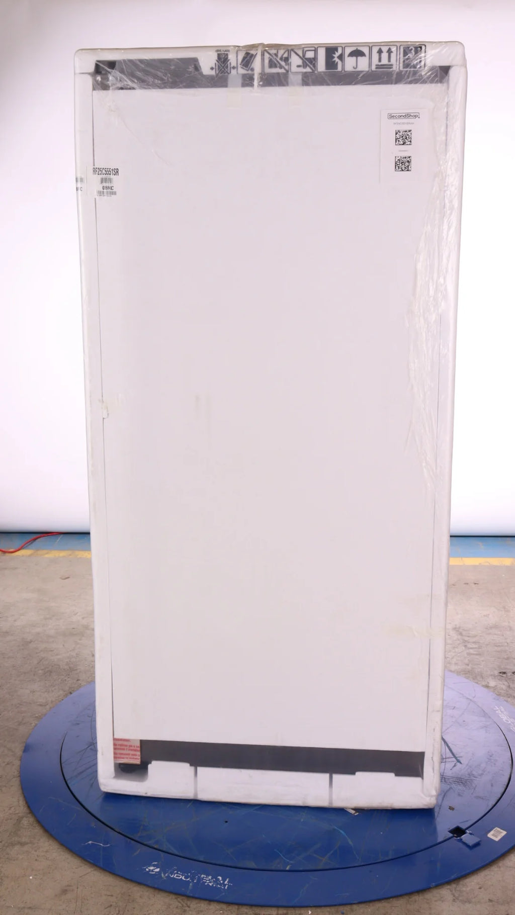 33 IN. 24.5 CU. FT. Stainless Steel French Door Refrigerator S8341