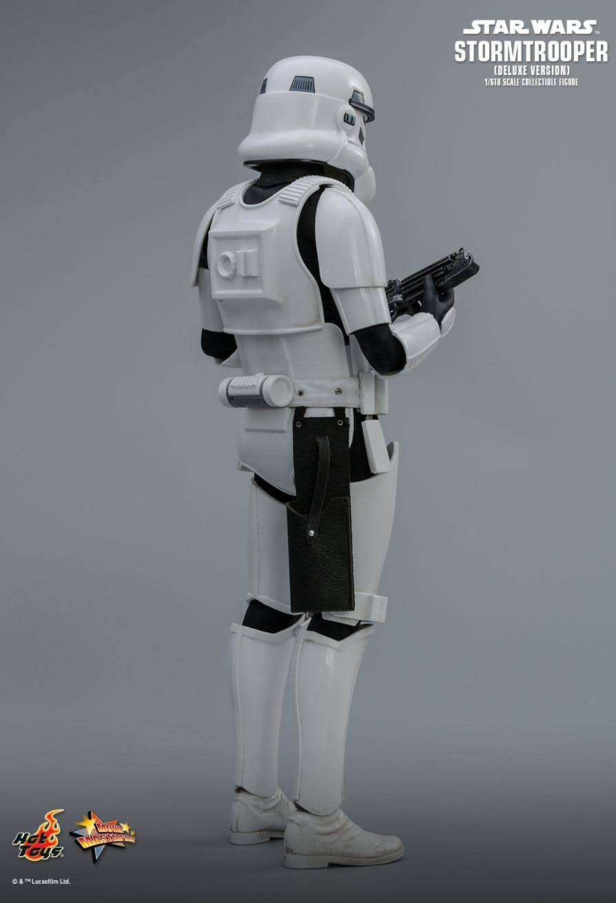 1:6 Scale Deluxe Figure L935535