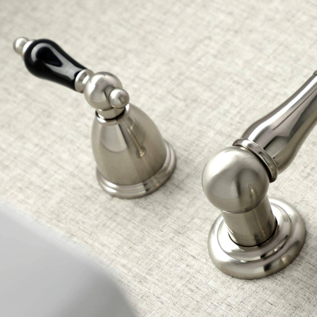 Antique Brass Wall Mount Bathroom Faucet S817
