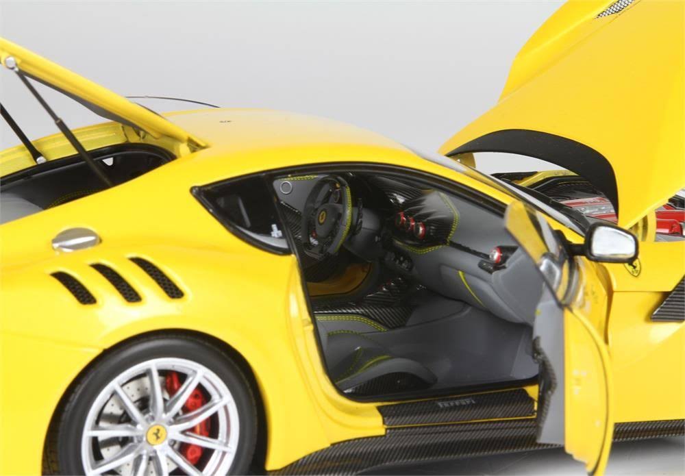 Yellow 1/18 Diecast Model Car D39341