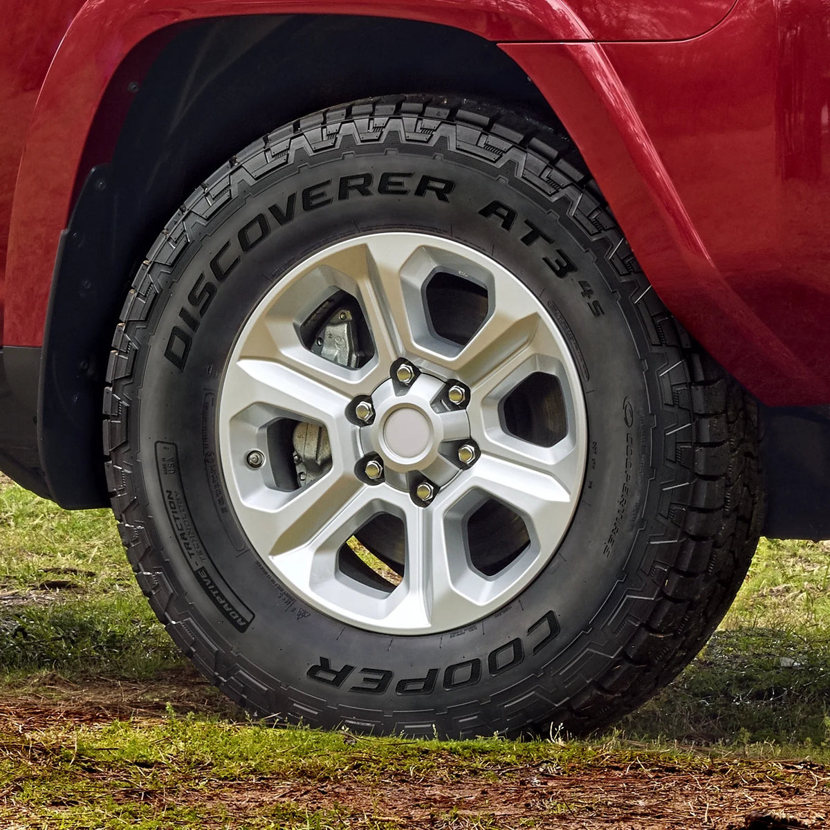 All-Season 275/60R20 115T Tire Y43951