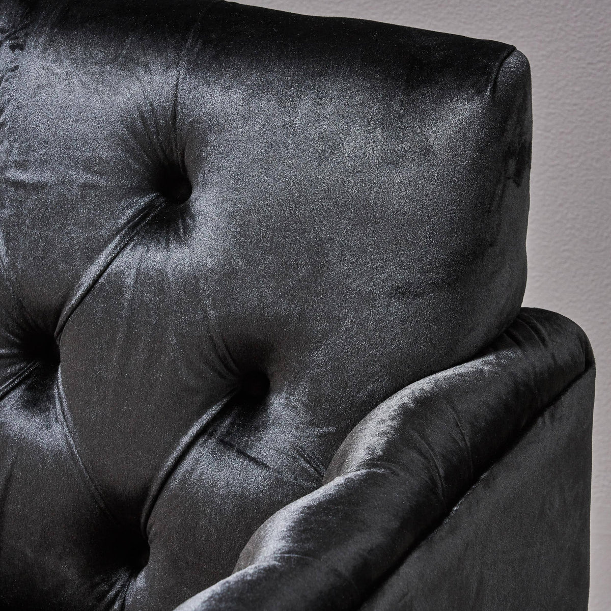 Black Velvet Arm Chair A11665