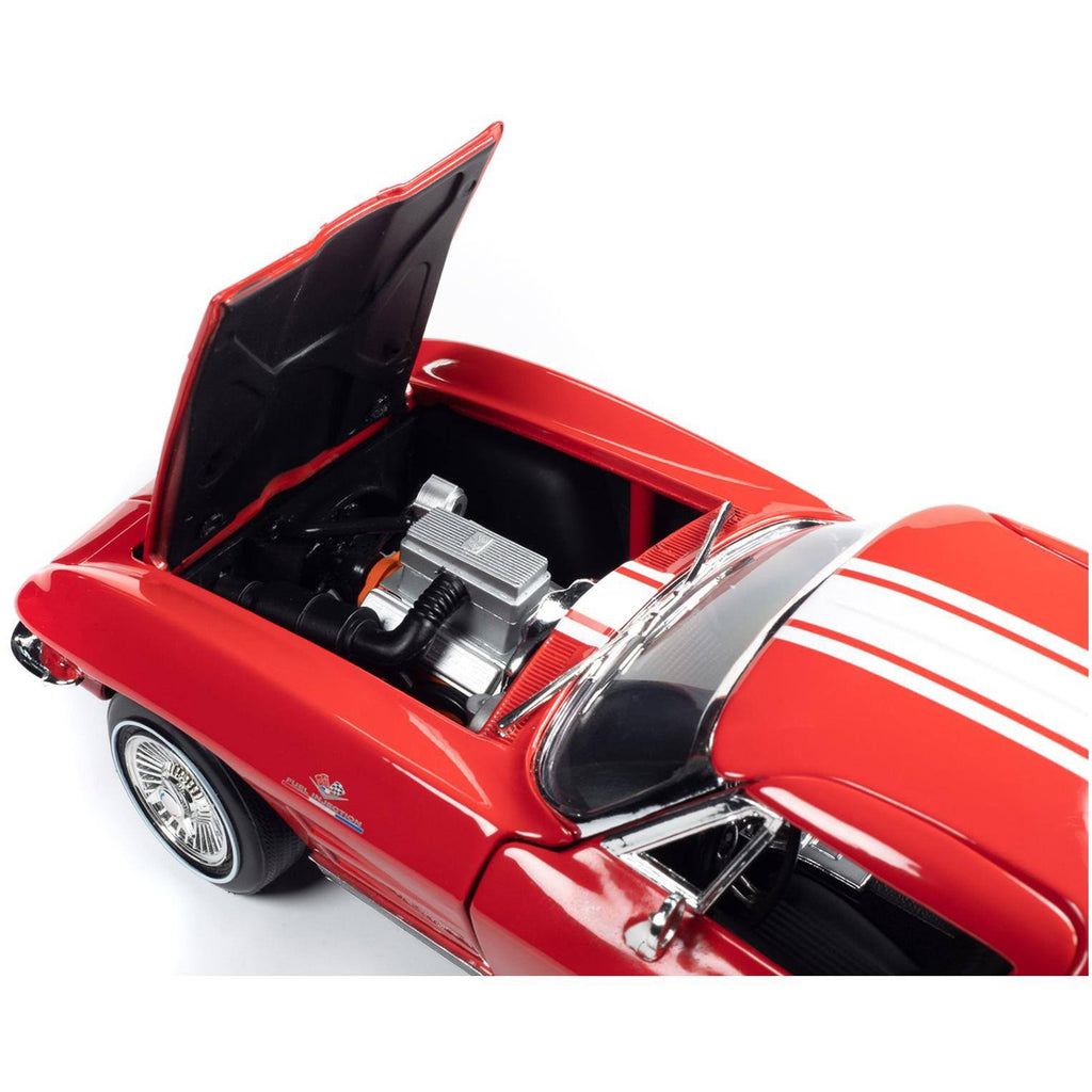 Riverside Red with White Stripes 1/18 Diecast Model Car B968