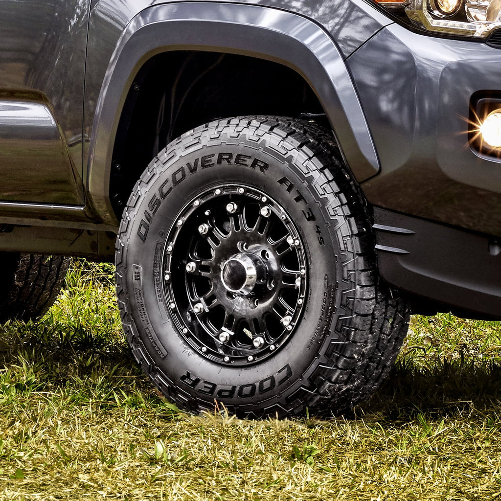 All-Season 275/60R20 115T Tire Y43951