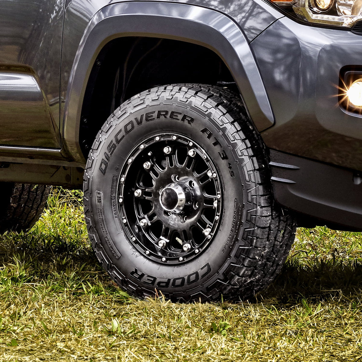 All-Season 275/60R20 115T Tire Y43951