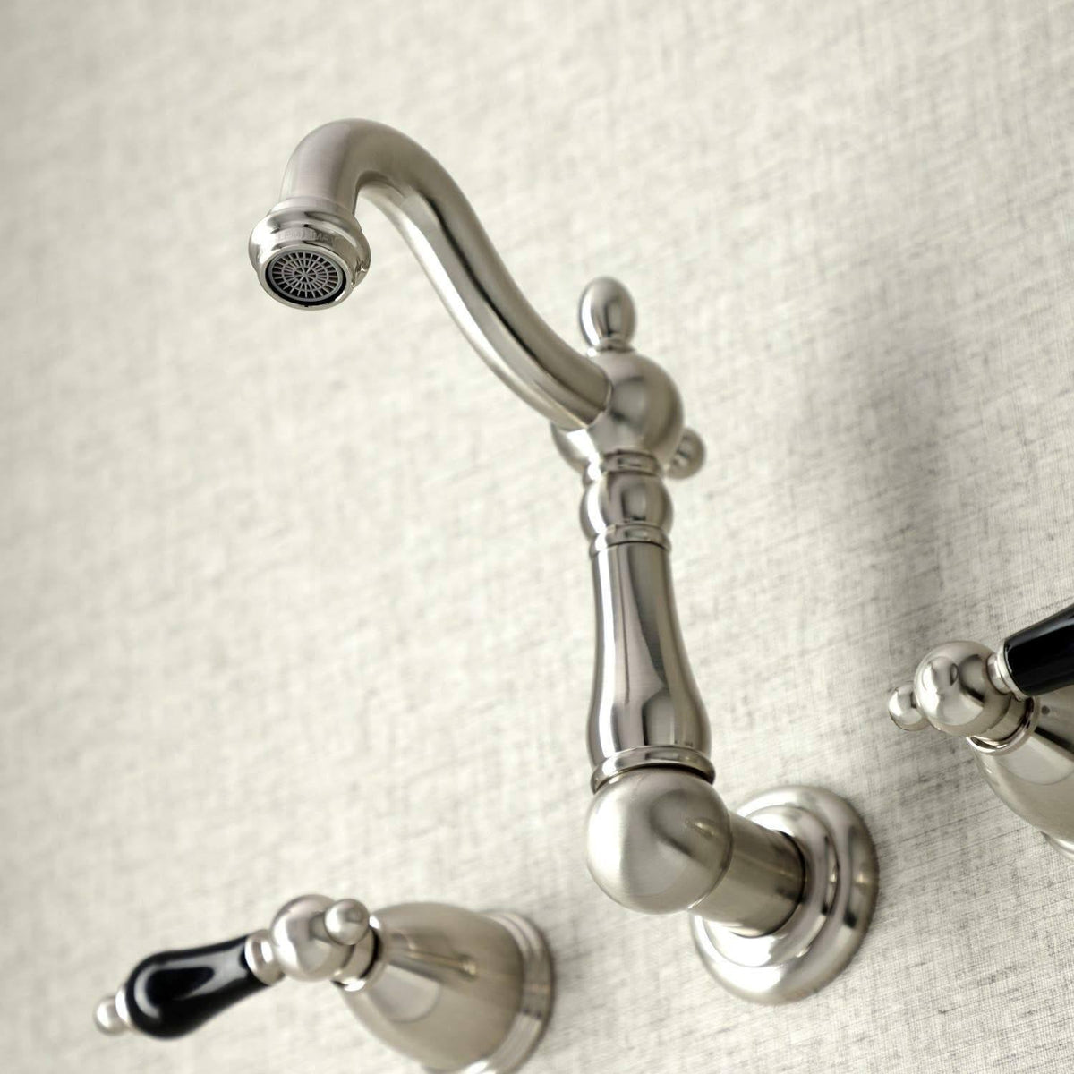 Antique Brass Wall Mount Bathroom Faucet S817