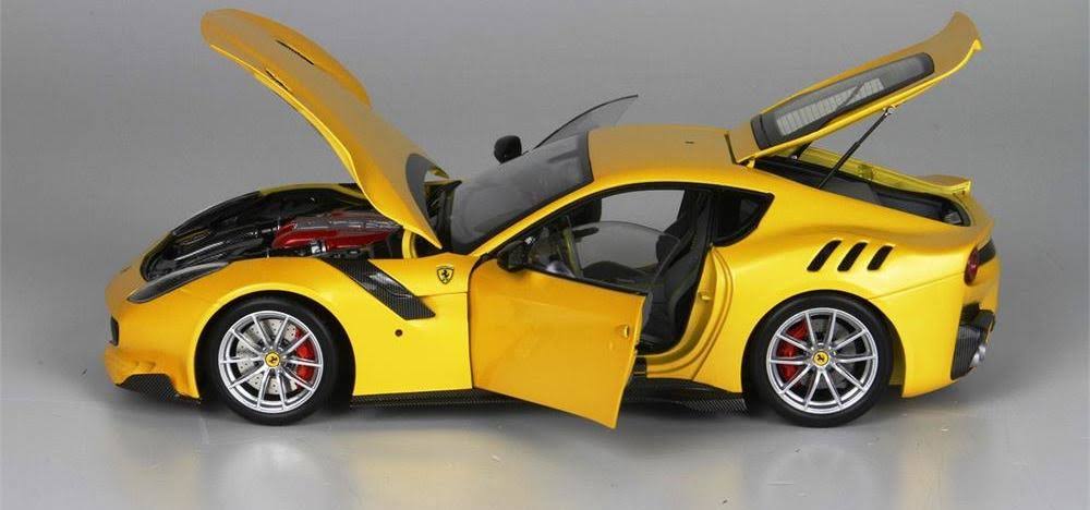 Yellow 1/18 Diecast Model Car D39341