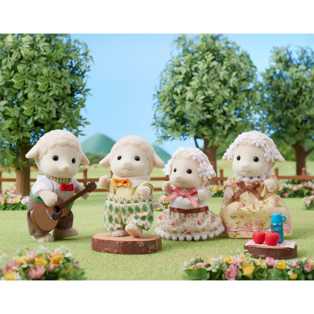 Set of 4 Collectible Doll Figures L62451